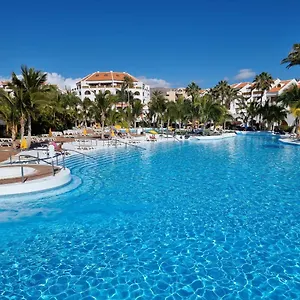 Studio No 2 Just 100 To And Sea, Large Terrace, Heated Pool, Wifi, Aircondition For A Fee Apartamento Playa de las Américas